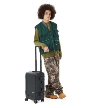 RESIST’R CASE S ZWART