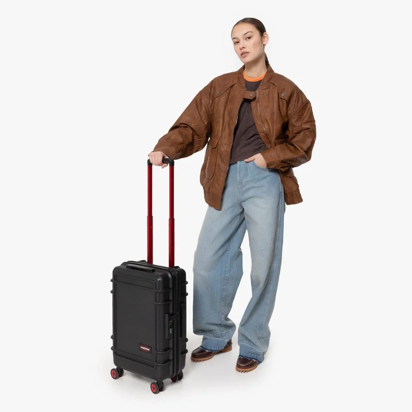 RESIST'R ZIP CABIN ZWART
