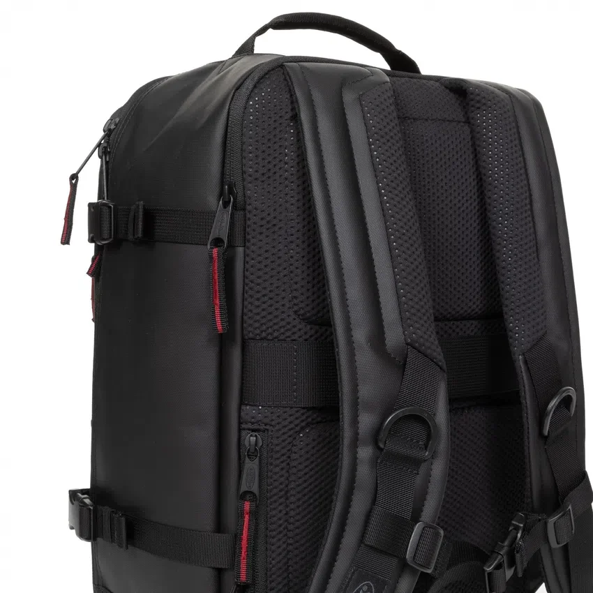 TECUM CABIN CNNCT TOP ZWART